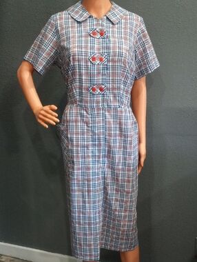Vintage Dee Dee By Decatur Plaid Short-Sleeve Shirtwaist Dress in Blue and Red